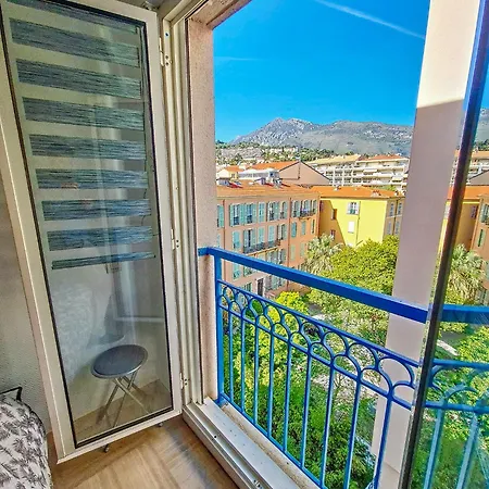 L'eden - Front De - Centre-ville - Parking Prive Apartment *